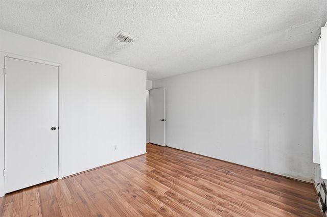 10331 Huntington Place Drive 331, Houston, TX 77099