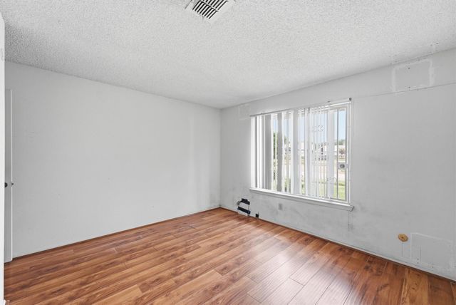 10331 Huntington Place Drive 331, Houston, TX 77099