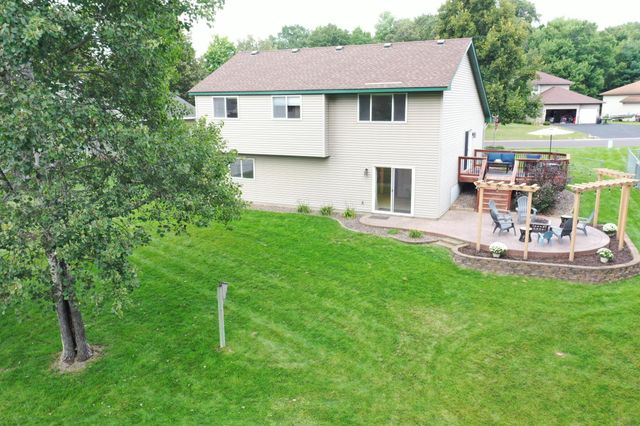 25724 Goldfinch Avenue, Wyoming, MN 55092