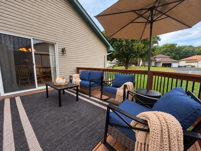 25724 Goldfinch Avenue, Wyoming, MN 55092
