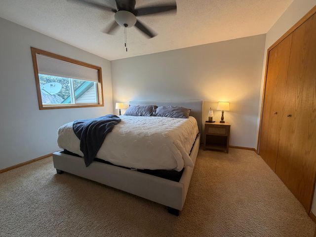 25724 Goldfinch Avenue, Wyoming, MN 55092
