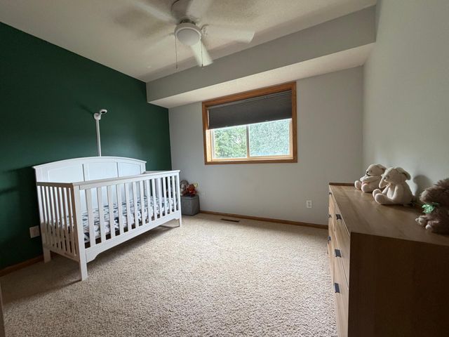 25724 Goldfinch Avenue, Wyoming, MN 55092