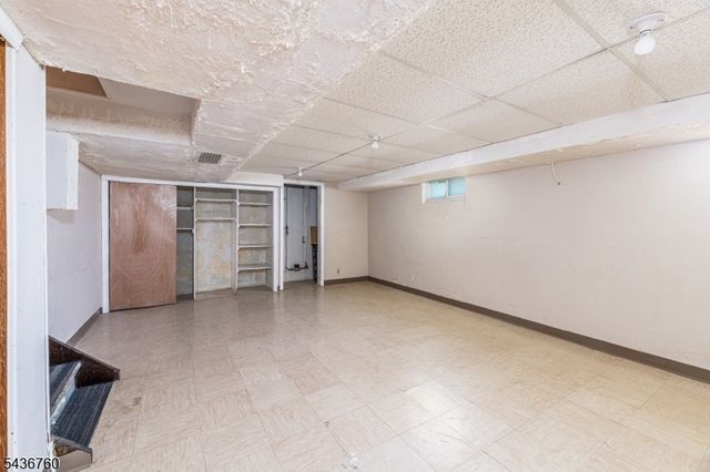 112 Berdan St, Rochelle Park Twp., NJ 07662