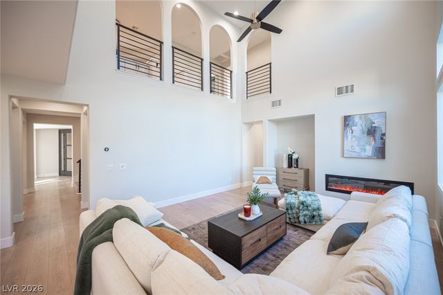 938 Roseberry Drive, Las Vegas, NV 89138
