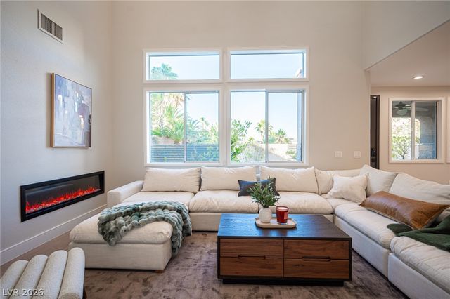 938 Roseberry Drive, Las Vegas, NV 89138