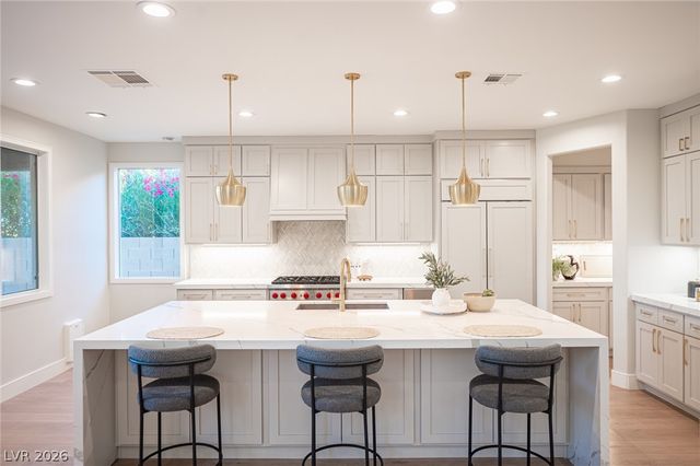 938 Roseberry Drive, Las Vegas, NV 89138
