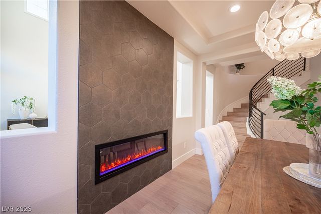 938 Roseberry Drive, Las Vegas, NV 89138