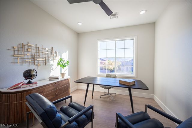 938 Roseberry Drive, Las Vegas, NV 89138