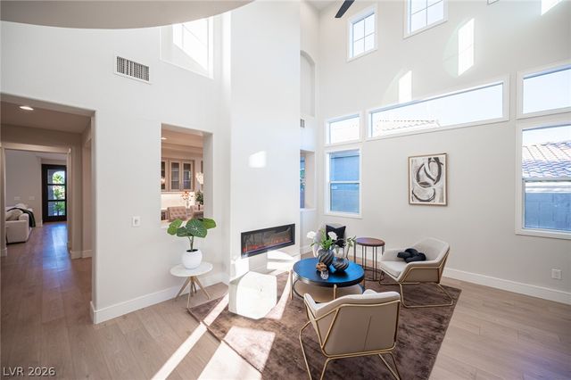 938 Roseberry Drive, Las Vegas, NV 89138