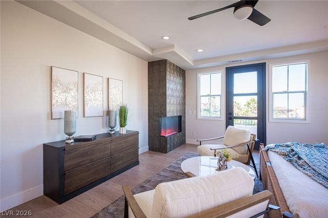 938 Roseberry Drive, Las Vegas, NV 89138