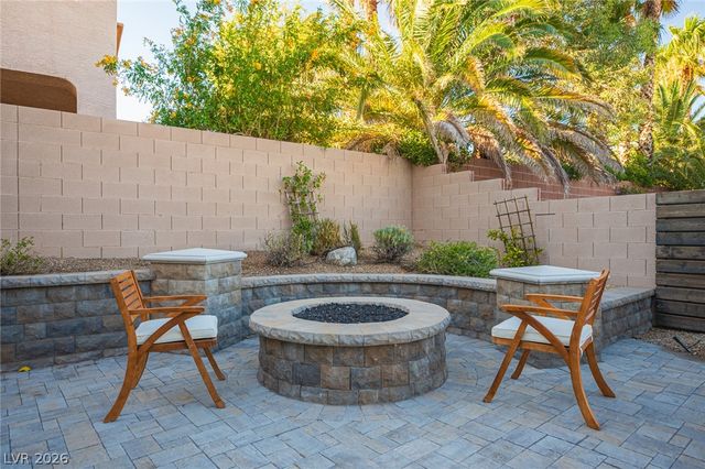 938 Roseberry Drive, Las Vegas, NV 89138