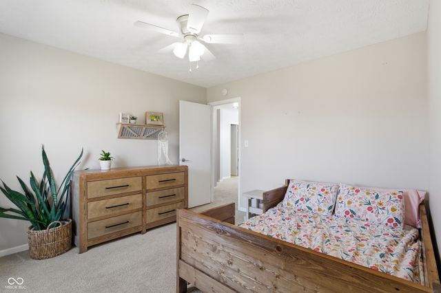 9926 Suncoral Circle, Fishers, IN 46038