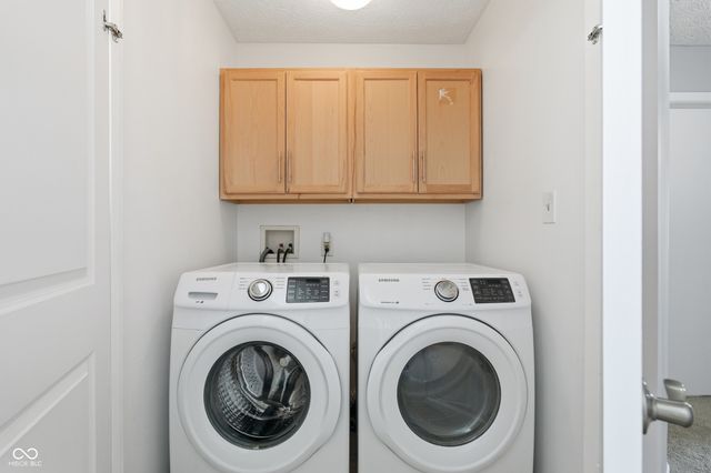 9926 Suncoral Circle, Fishers, IN 46038