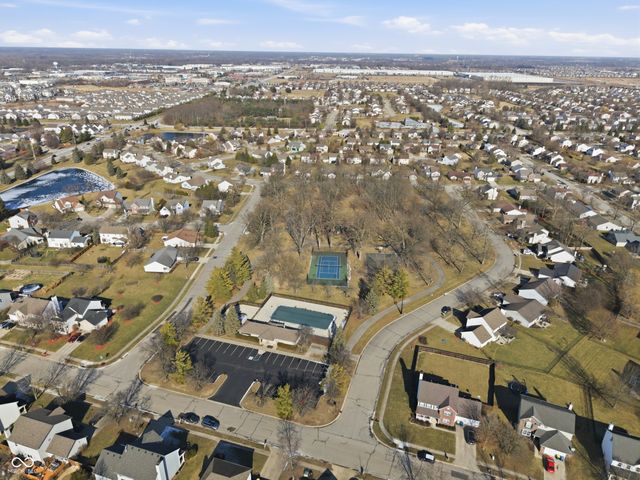 9926 Suncoral Circle, Fishers, IN 46038