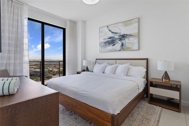 5350 NW 84th Ave 2007, Doral, FL 33166