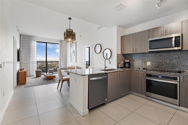 5350 NW 84th Ave 2007, Doral, FL 33166