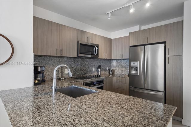 5350 NW 84th Ave 2007, Doral, FL 33166