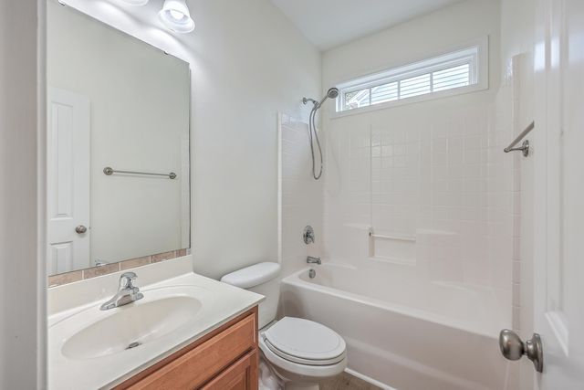 8518 Sentry Circle, North Charleston, SC 29420