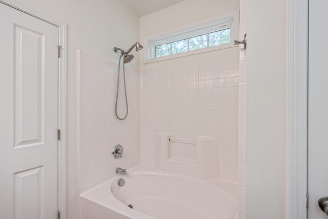 8518 Sentry Circle, North Charleston, SC 29420