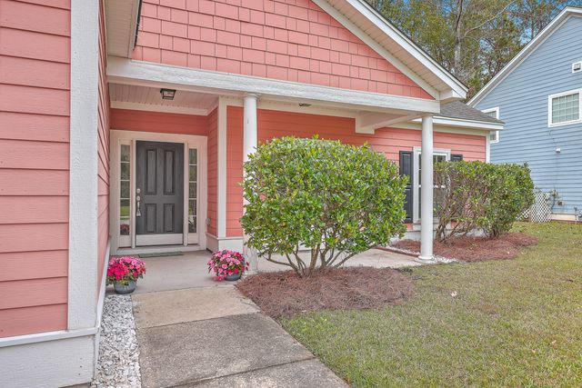 8518 Sentry Circle, North Charleston, SC 29420