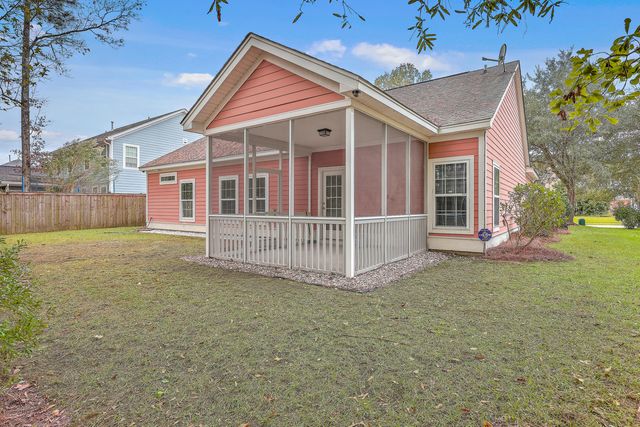 8518 Sentry Circle, North Charleston, SC 29420