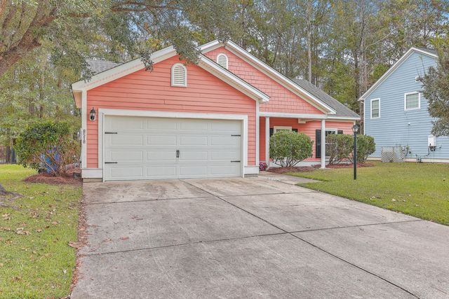 8518 Sentry Circle, North Charleston, SC 29420