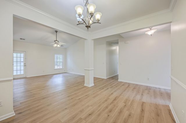 8518 Sentry Circle, North Charleston, SC 29420