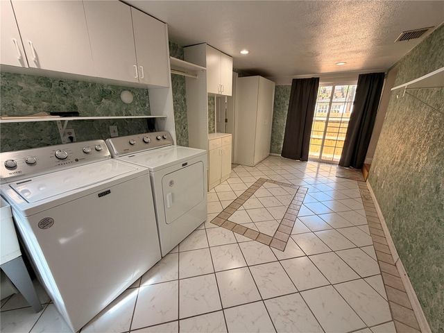 3620 BURLINGTON AVENUE N, St Petersburg, FL 33713
