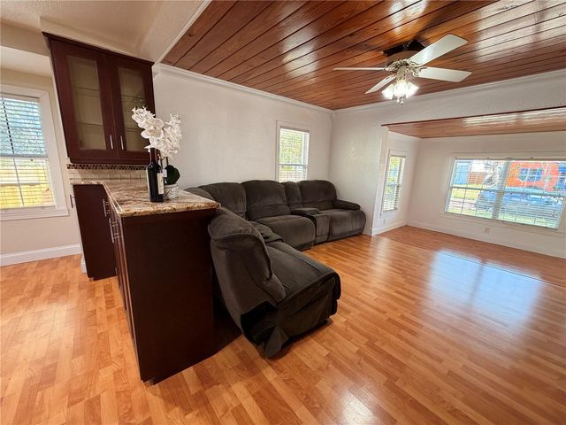 3620 BURLINGTON AVENUE N, St Petersburg, FL 33713