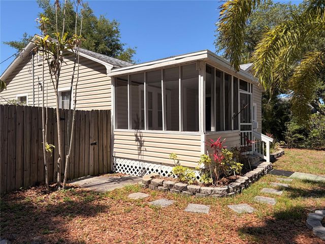 3620 BURLINGTON AVENUE N, St Petersburg, FL 33713