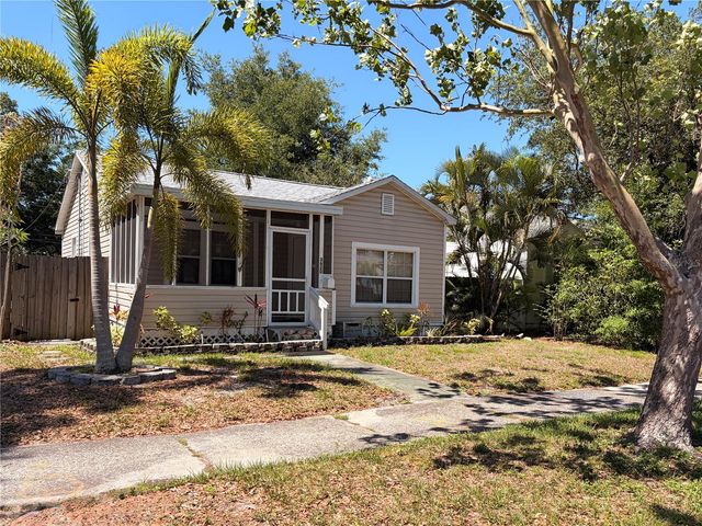 3620 BURLINGTON AVENUE N, St Petersburg, FL 33713