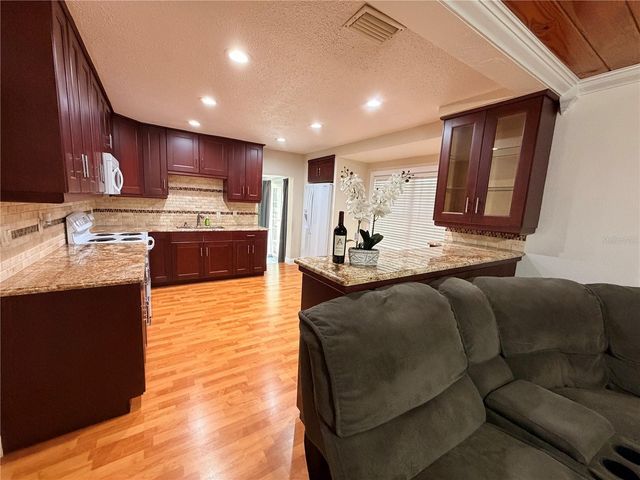 3620 BURLINGTON AVENUE N, St Petersburg, FL 33713