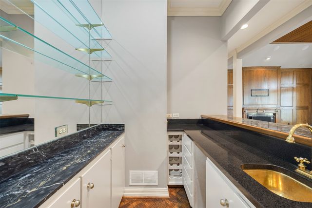 5548 Falls Road, Dallas, TX 75220