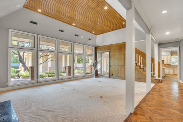 5548 Falls Road, Dallas, TX 75220