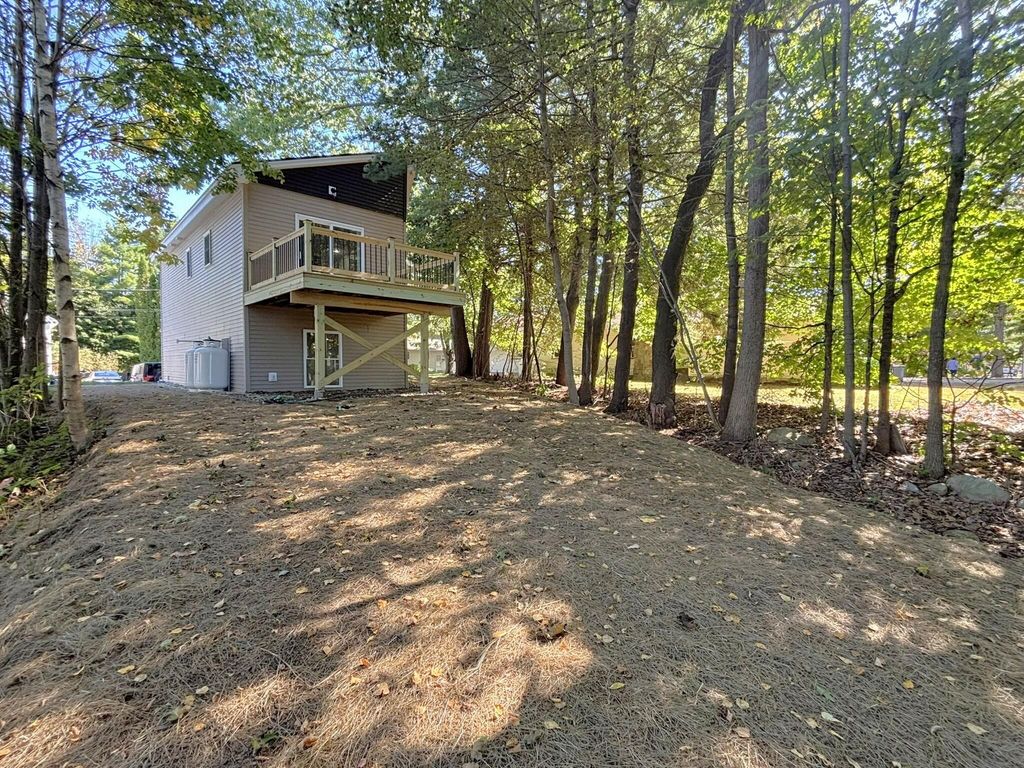 33 Pearl Street, Lewiston, ME 04240 — photo 3