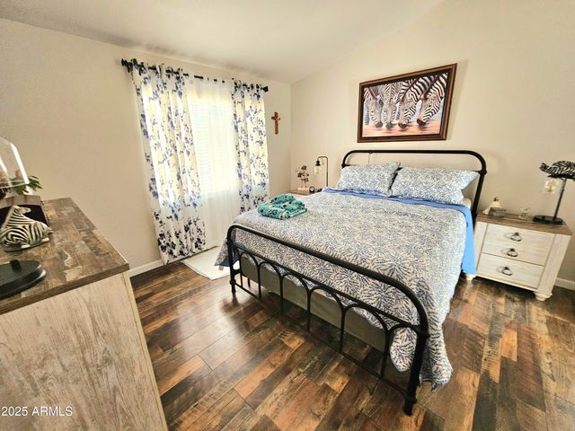 284 N Warren Road, Benson, AZ 85602