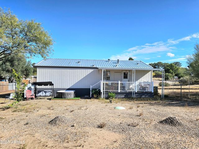 284 N Warren Road, Benson, AZ 85602