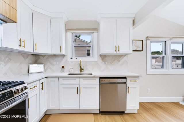 839 Brookside Avenue, Cliffwood Beach, NJ 07735