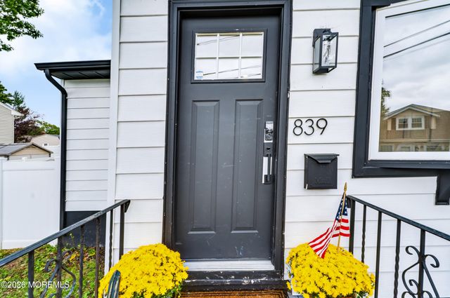 839 Brookside Avenue, Cliffwood Beach, NJ 07735