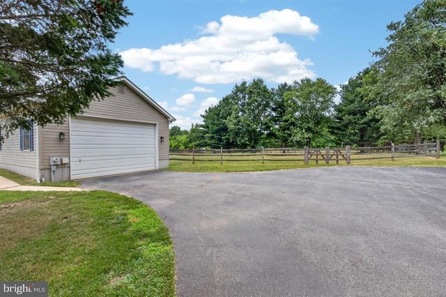 1555 ALLEY MILL RD, Clayton, DE 19938