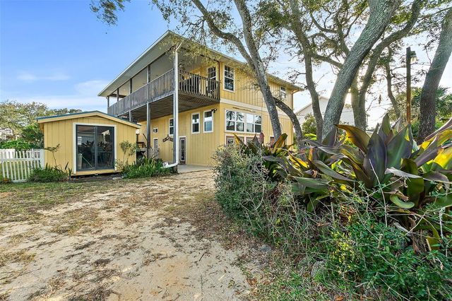 32 ARMAND BEACH DRIVE, Palm Coast, FL 32137