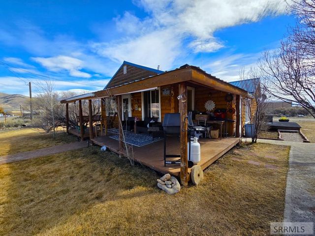 401 S 3rd Street, Leadore, ID 83464