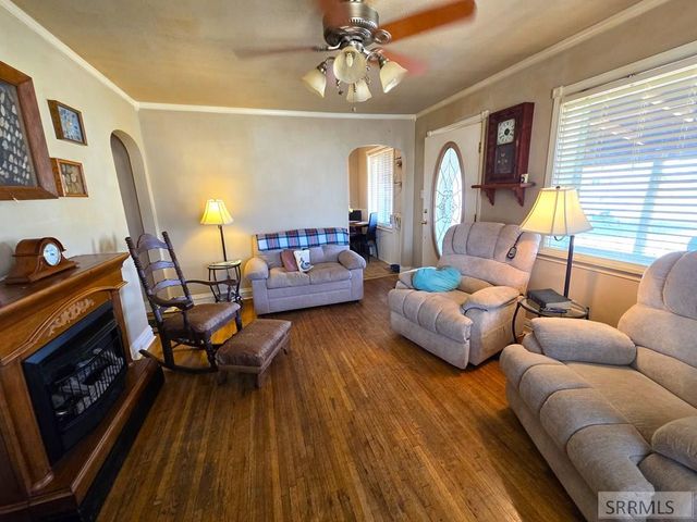 401 S 3rd Street, Leadore, ID 83464