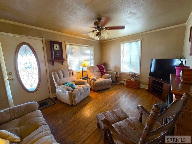 401 S 3rd Street, Leadore, ID 83464