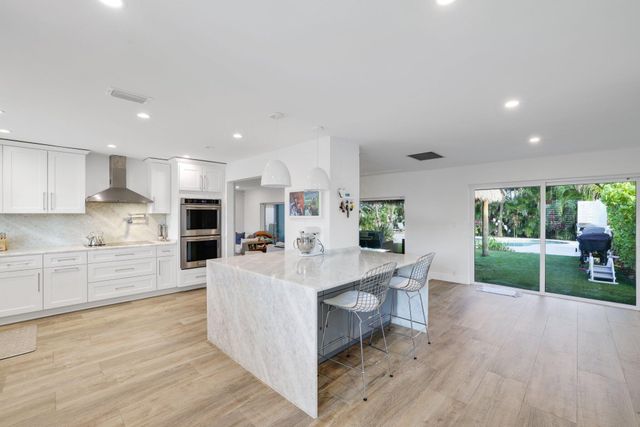 418 Oyster Road, North Palm Beach, FL 33408