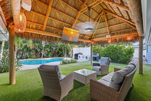 418 Oyster Road, North Palm Beach, FL 33408