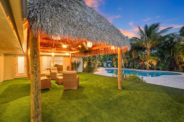 418 Oyster Road, North Palm Beach, FL 33408