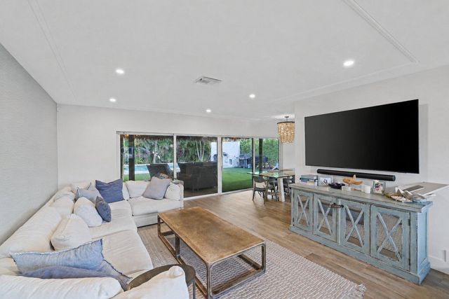 418 Oyster Road, North Palm Beach, FL 33408