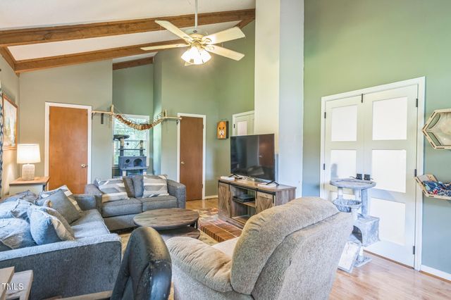 1205 John Breckenridge Drive, Hillsborough, NC 27278