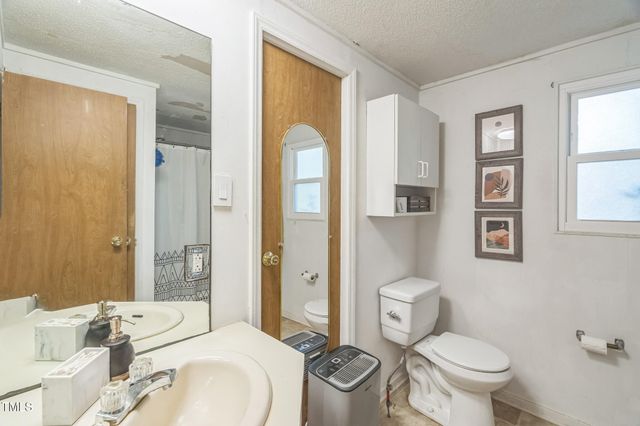 1205 John Breckenridge Drive, Hillsborough, NC 27278